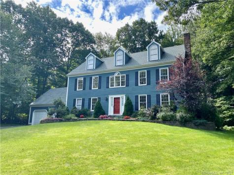 3 Cobblestone Drive Hamden CT 06518