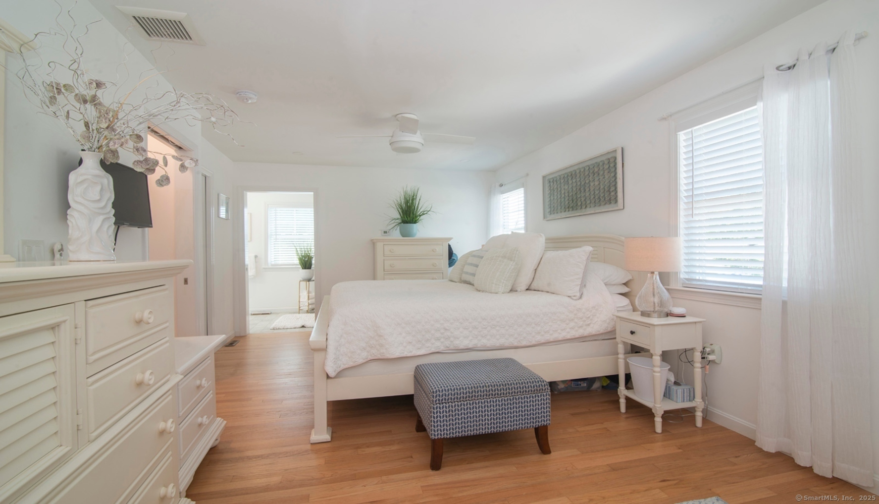 21 Overlook Avenue Groton CT 06355