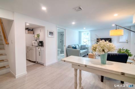21 Overlook Avenue Groton CT 06355