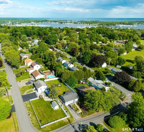 21 Overlook Avenue Groton CT 06355