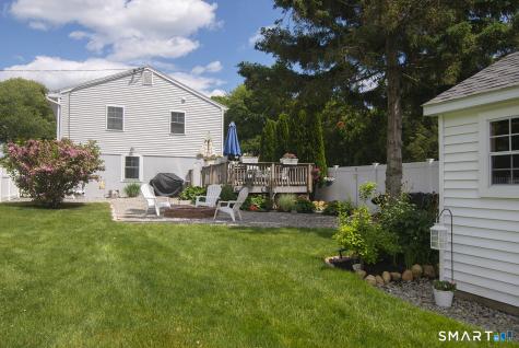 21 Overlook Avenue Groton CT 06355