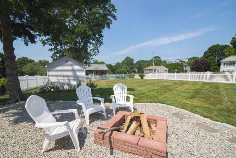 21 Overlook Avenue Groton CT 06355