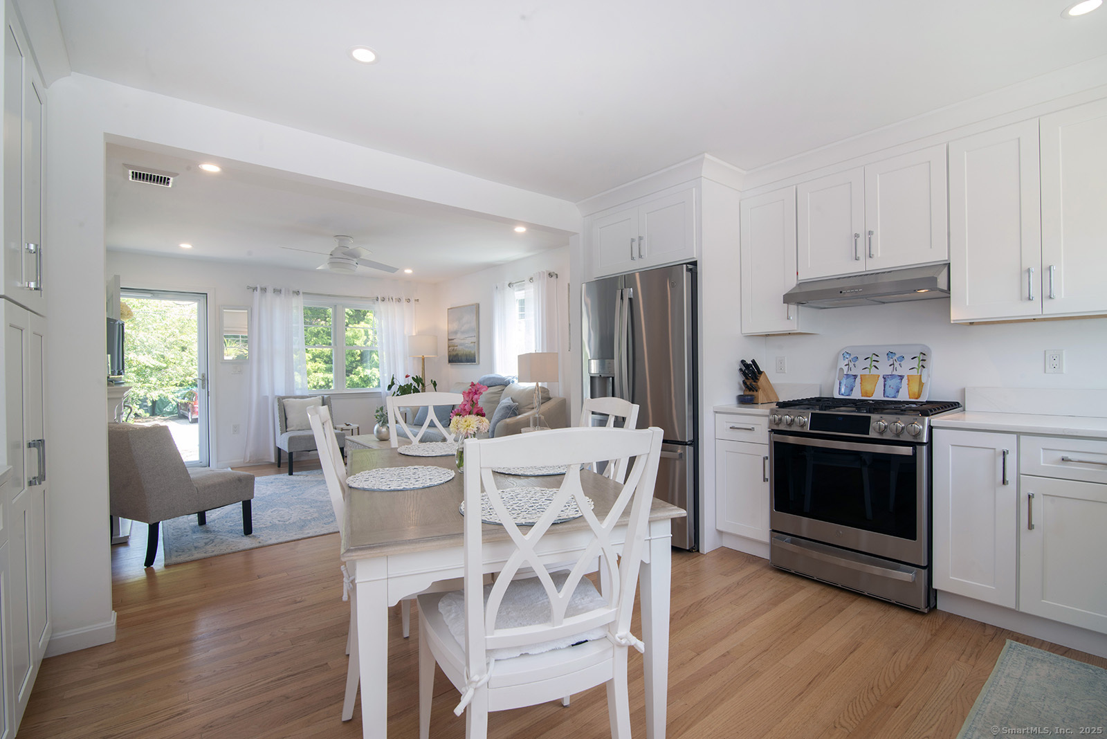 21 Overlook Avenue Groton CT 06355