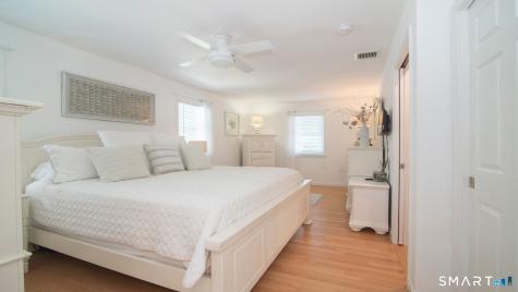 21 Overlook Avenue Groton CT 06355
