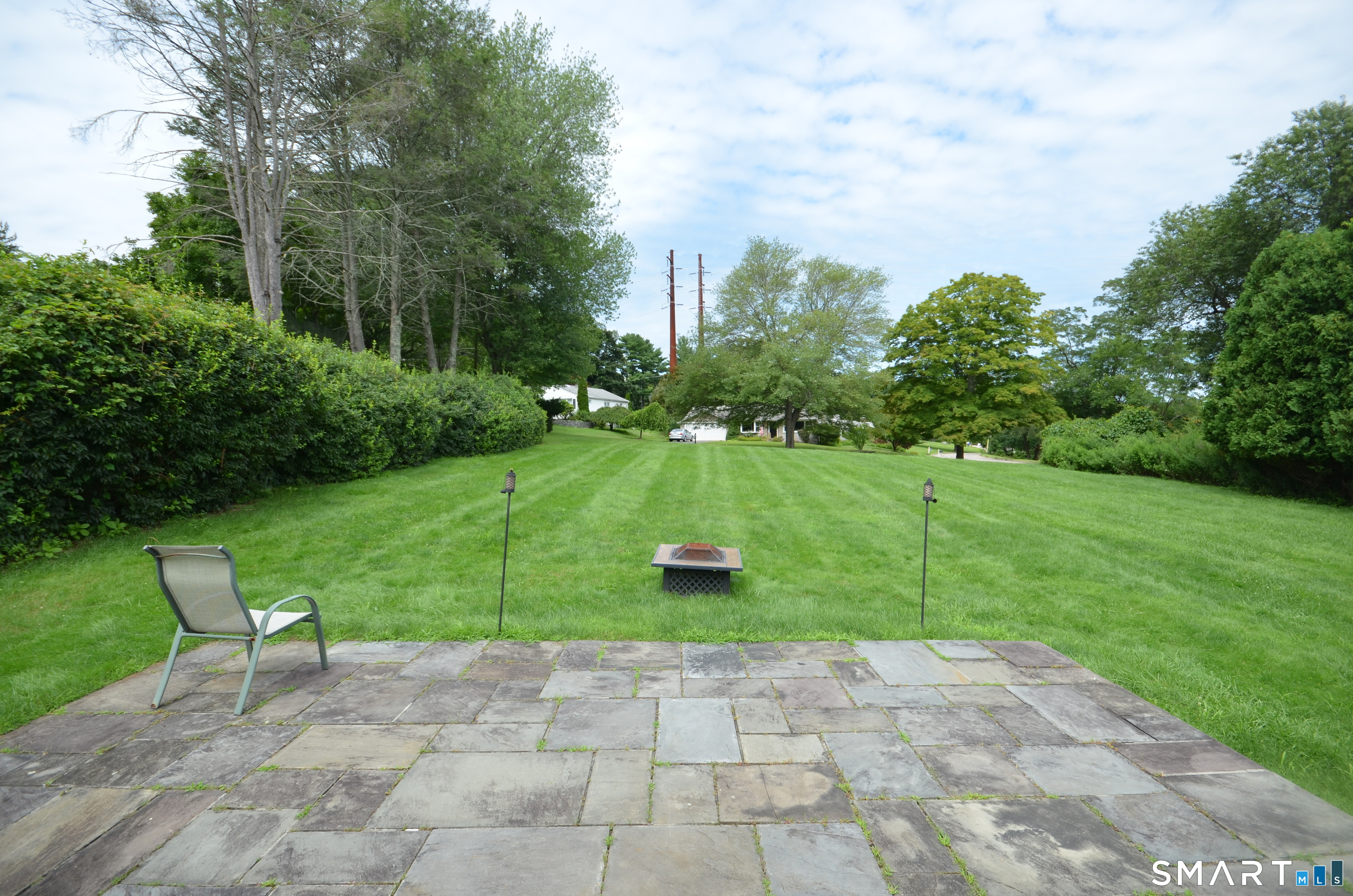 90 Colonese Road Fairfield CT 06825