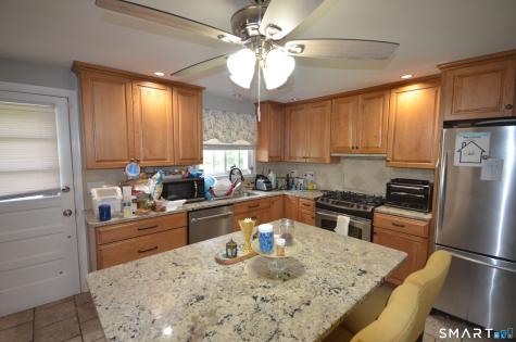 90 Colonese Road Fairfield CT 06825