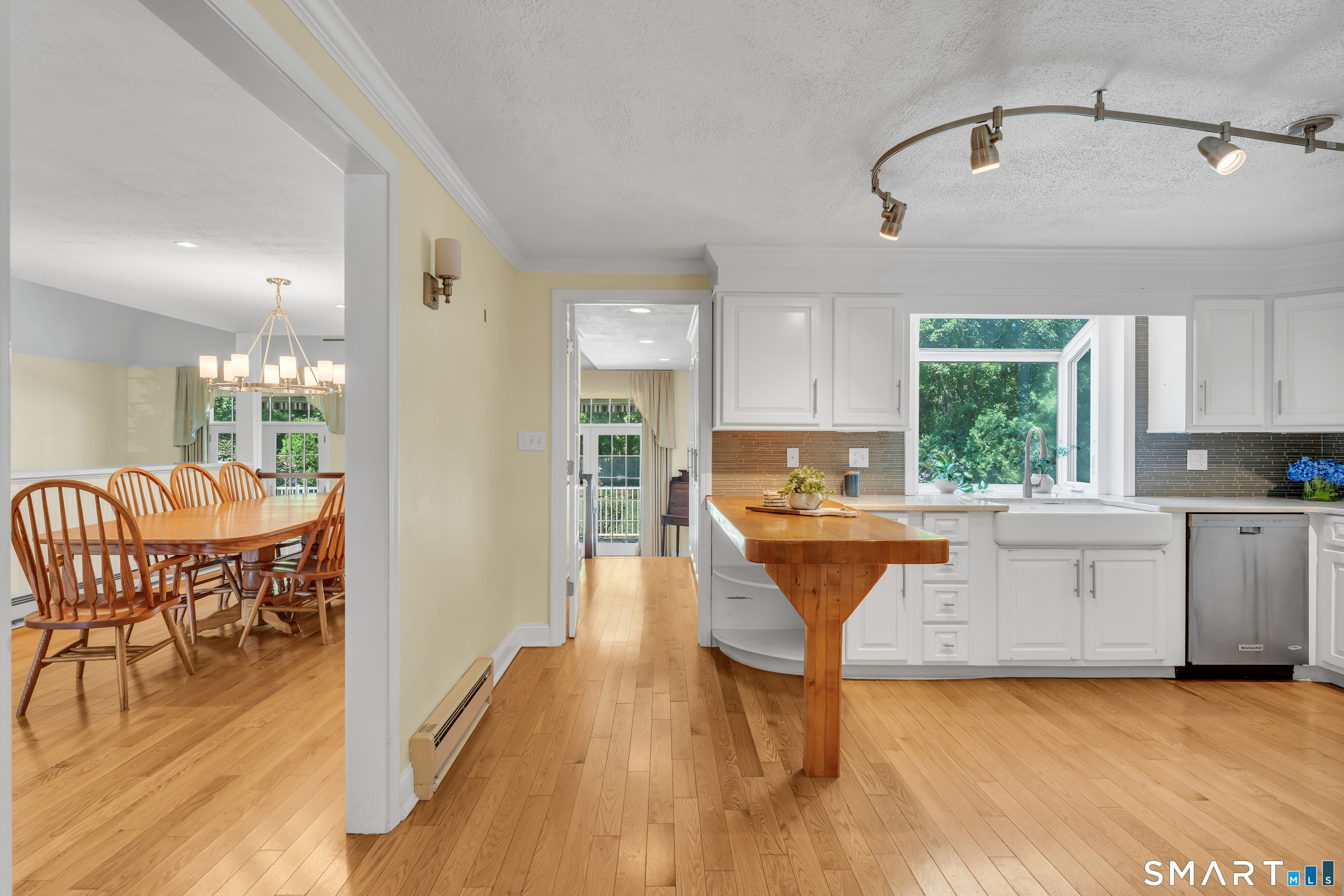 110 Nut Plains Road Guilford CT 06437