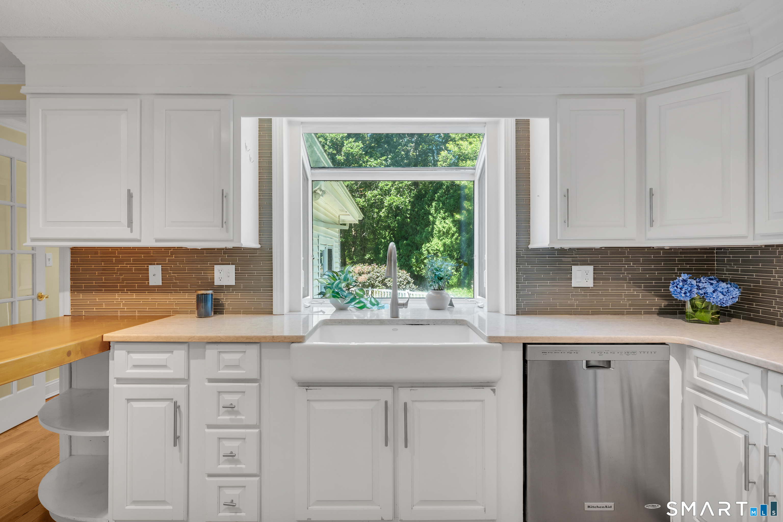 110 Nut Plains Road Guilford CT 06437