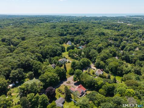 110 Nut Plains Road Guilford CT 06437