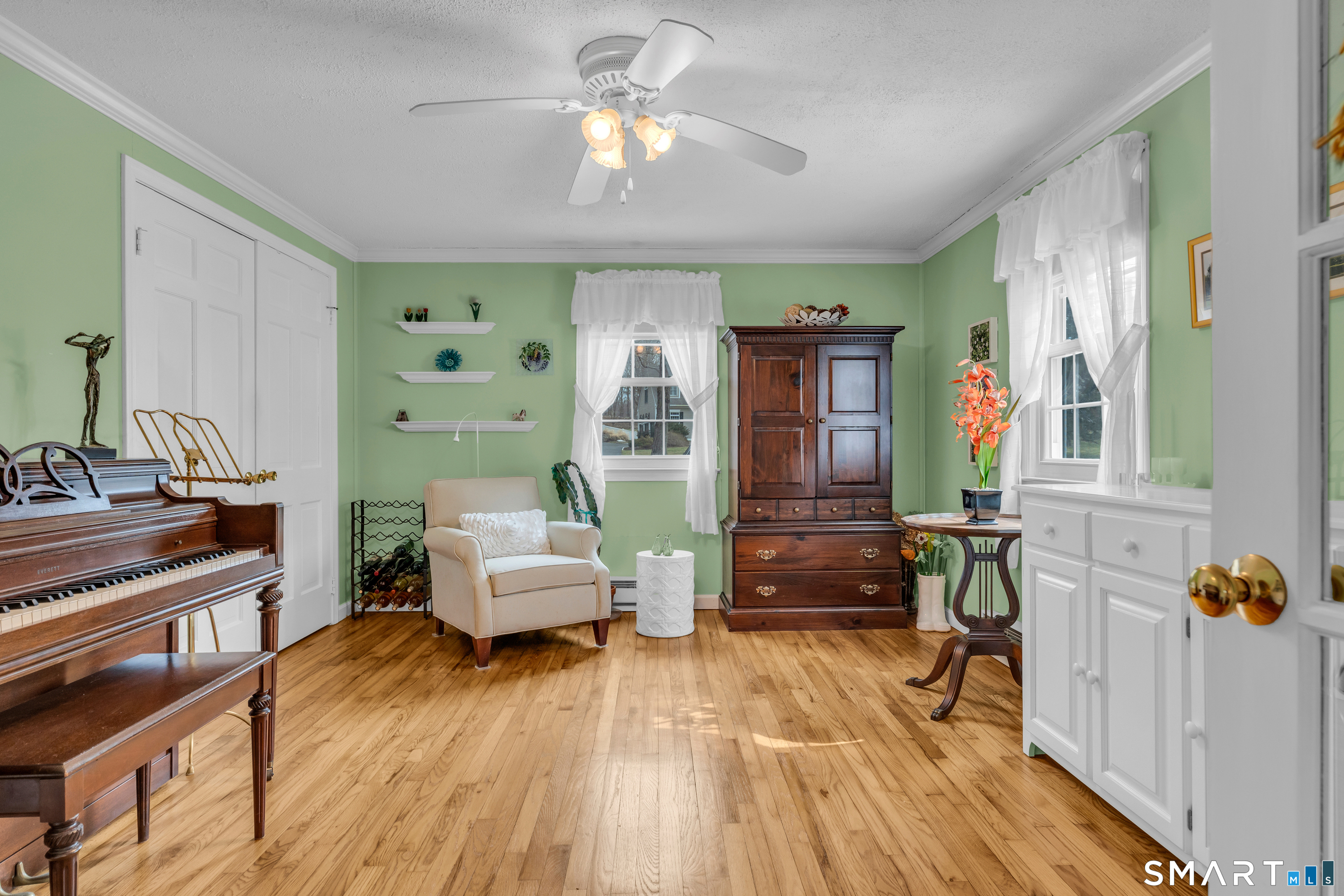 110 Nut Plains Road Guilford CT 06437