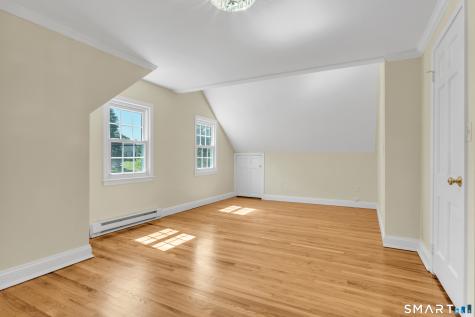 110 Nut Plains Road Guilford CT 06437