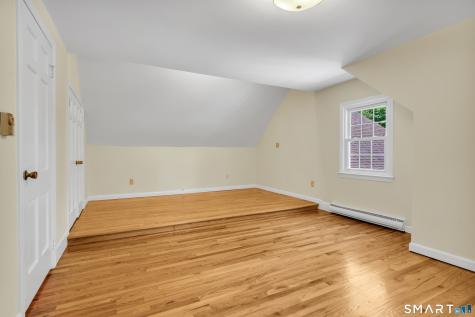 110 Nut Plains Road Guilford CT 06437