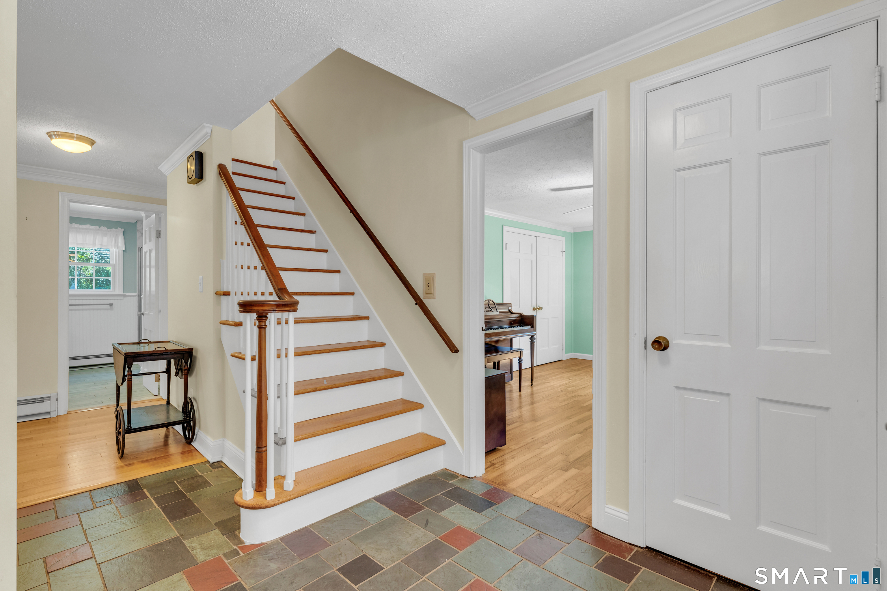 110 Nut Plains Road Guilford CT 06437