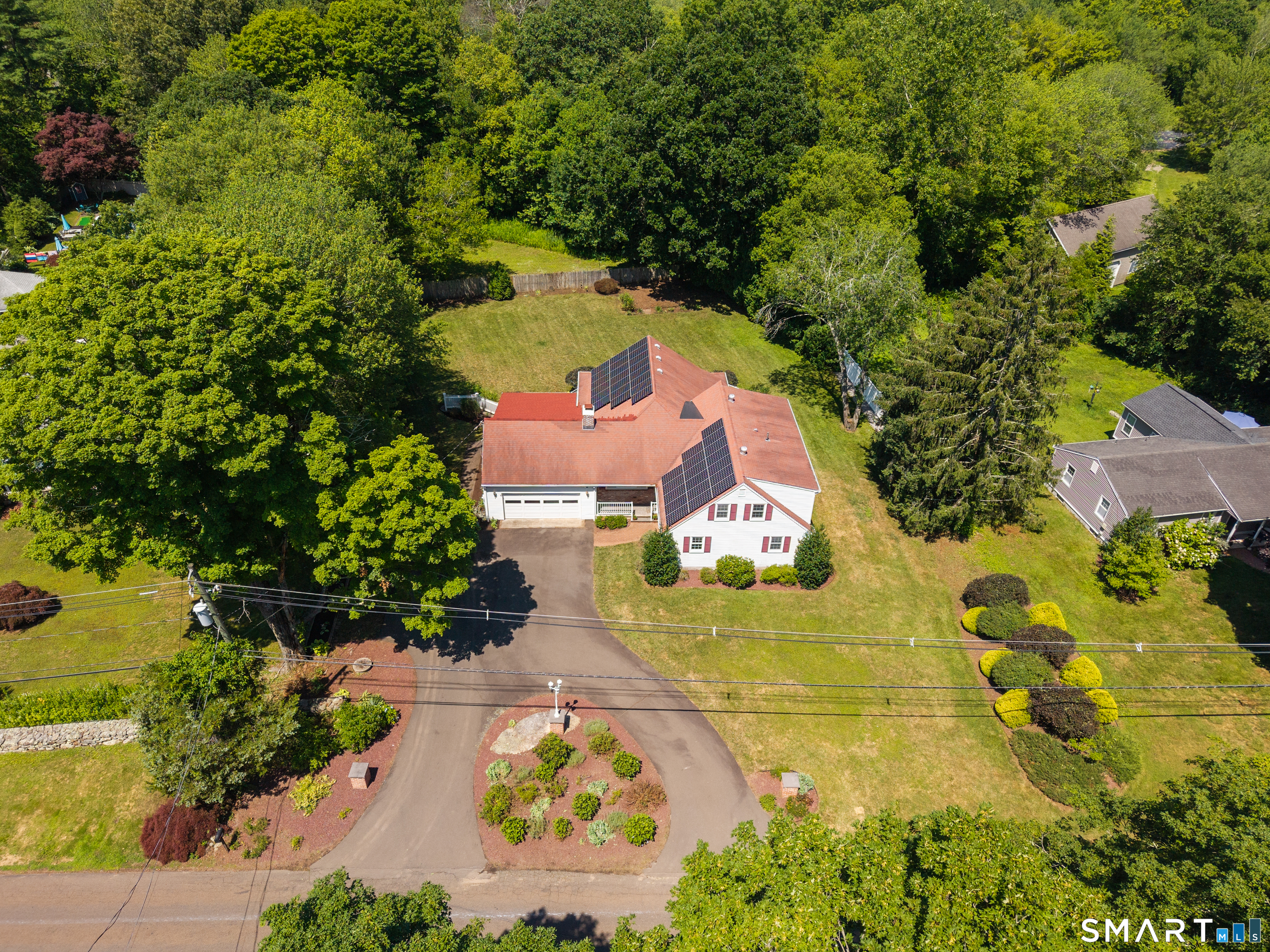 110 Nut Plains Road Guilford CT 06437