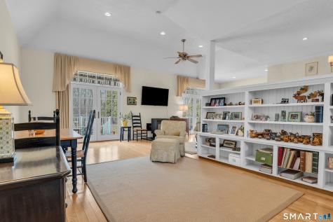 110 Nut Plains Road Guilford CT 06437