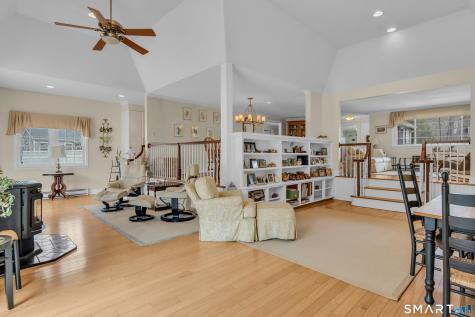 110 Nut Plains Road Guilford CT 06437