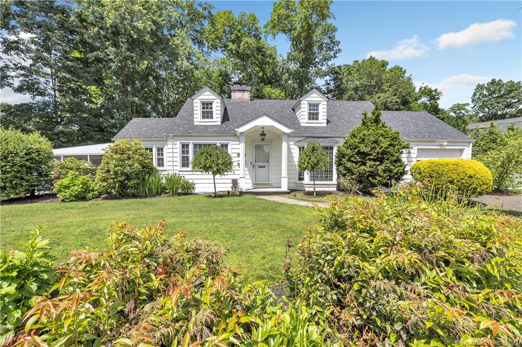 28 Riverfield Drive Fairfield CT 06824