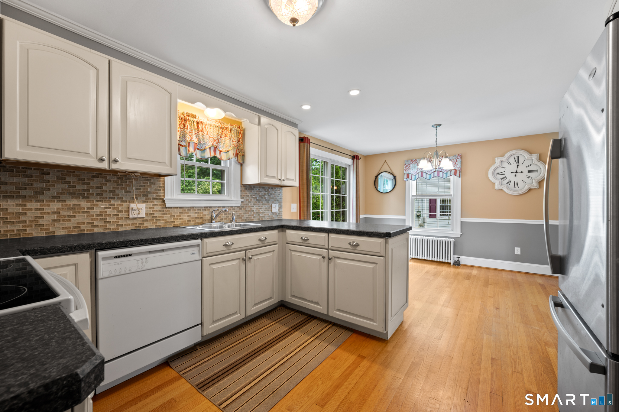 37 Kensington Street Manchester CT 06040