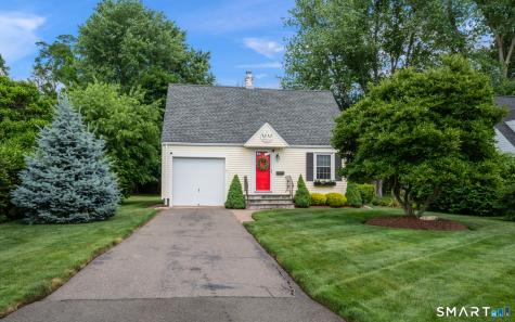 37 Kensington Street Manchester CT 06040