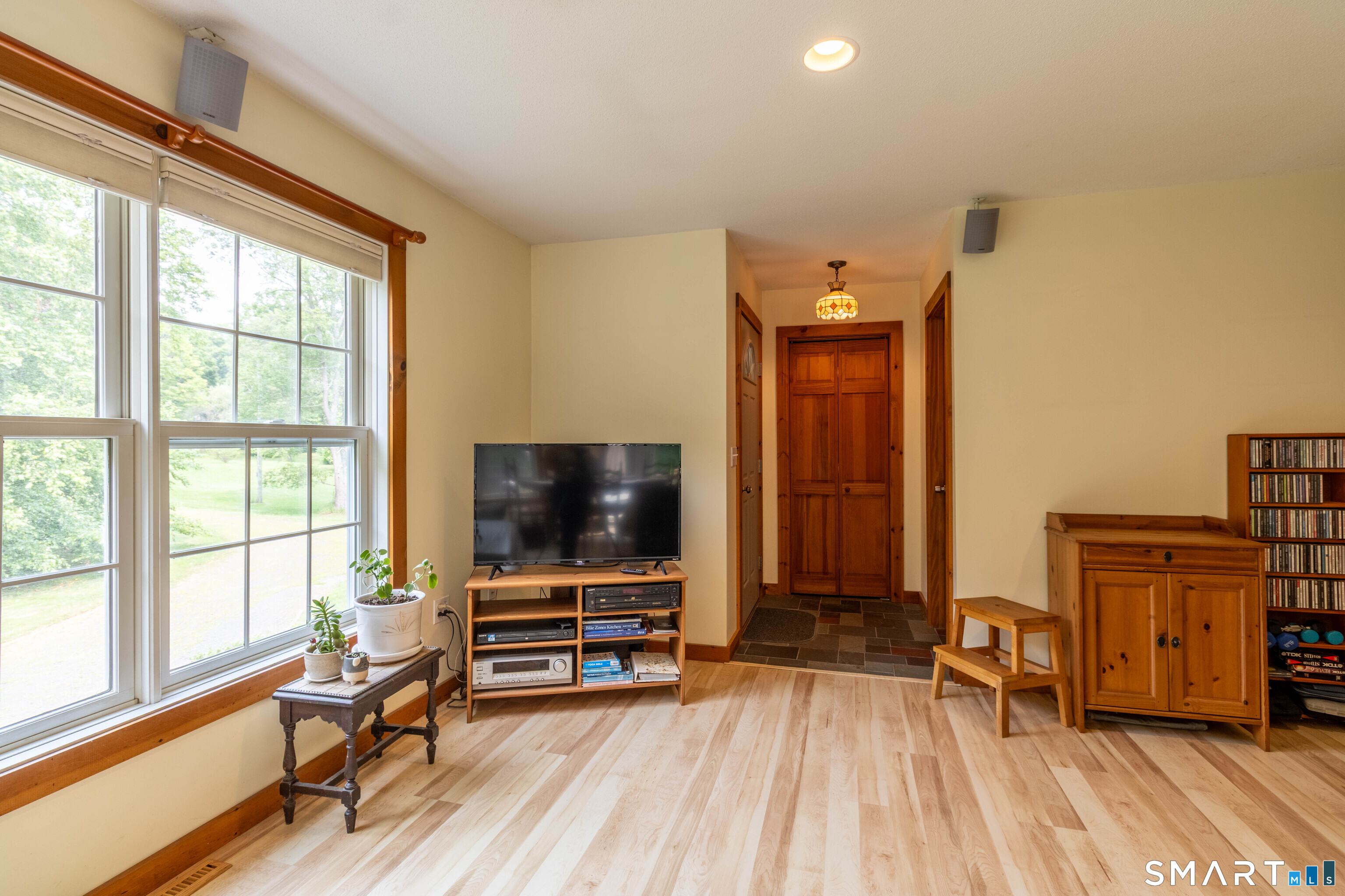 93 Hutchinson Road Andover CT 06232