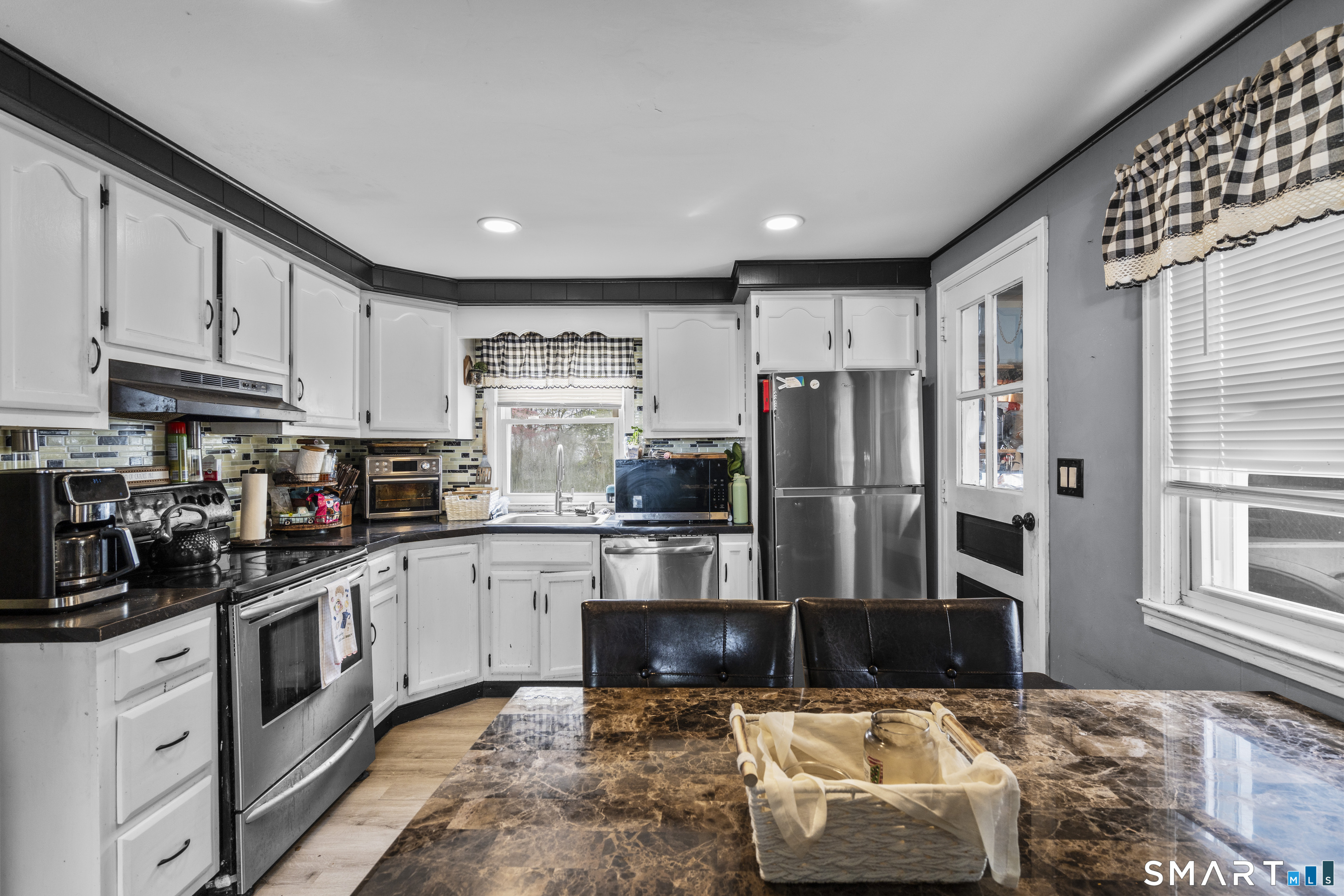 54 Winslow Drive West Haven CT 06516