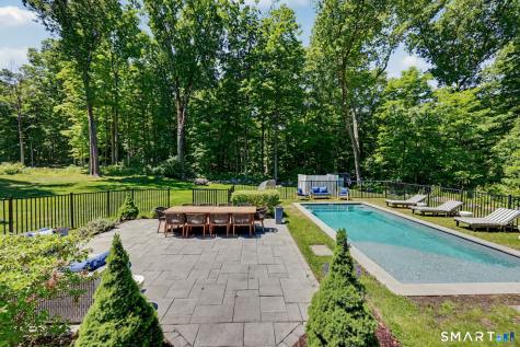 116 Mile Common Easton CT 06612