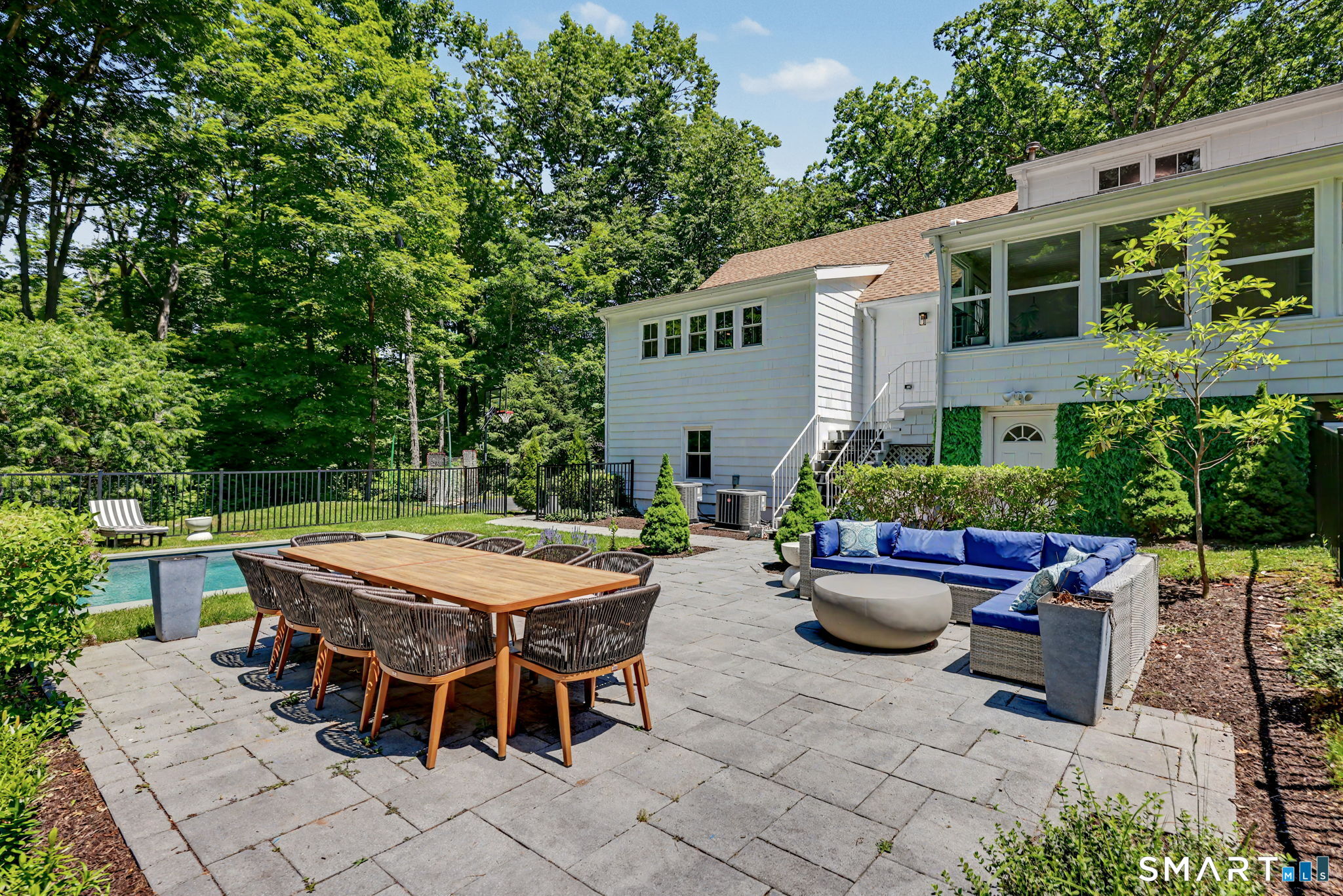116 Mile Common Easton CT 06612