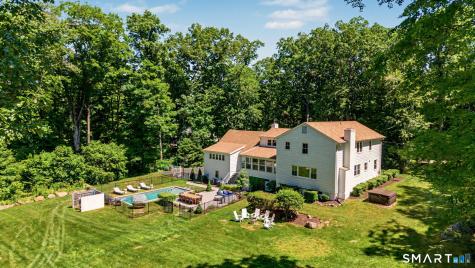 116 Mile Common Easton CT 06612