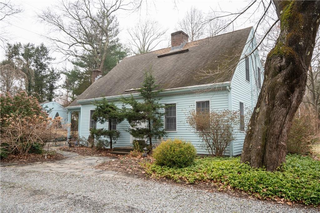 8 Donald Road Essex CT 06426