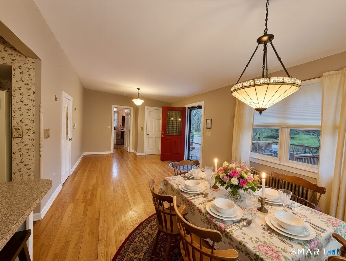 241 Niantic River Road Waterford CT 06385