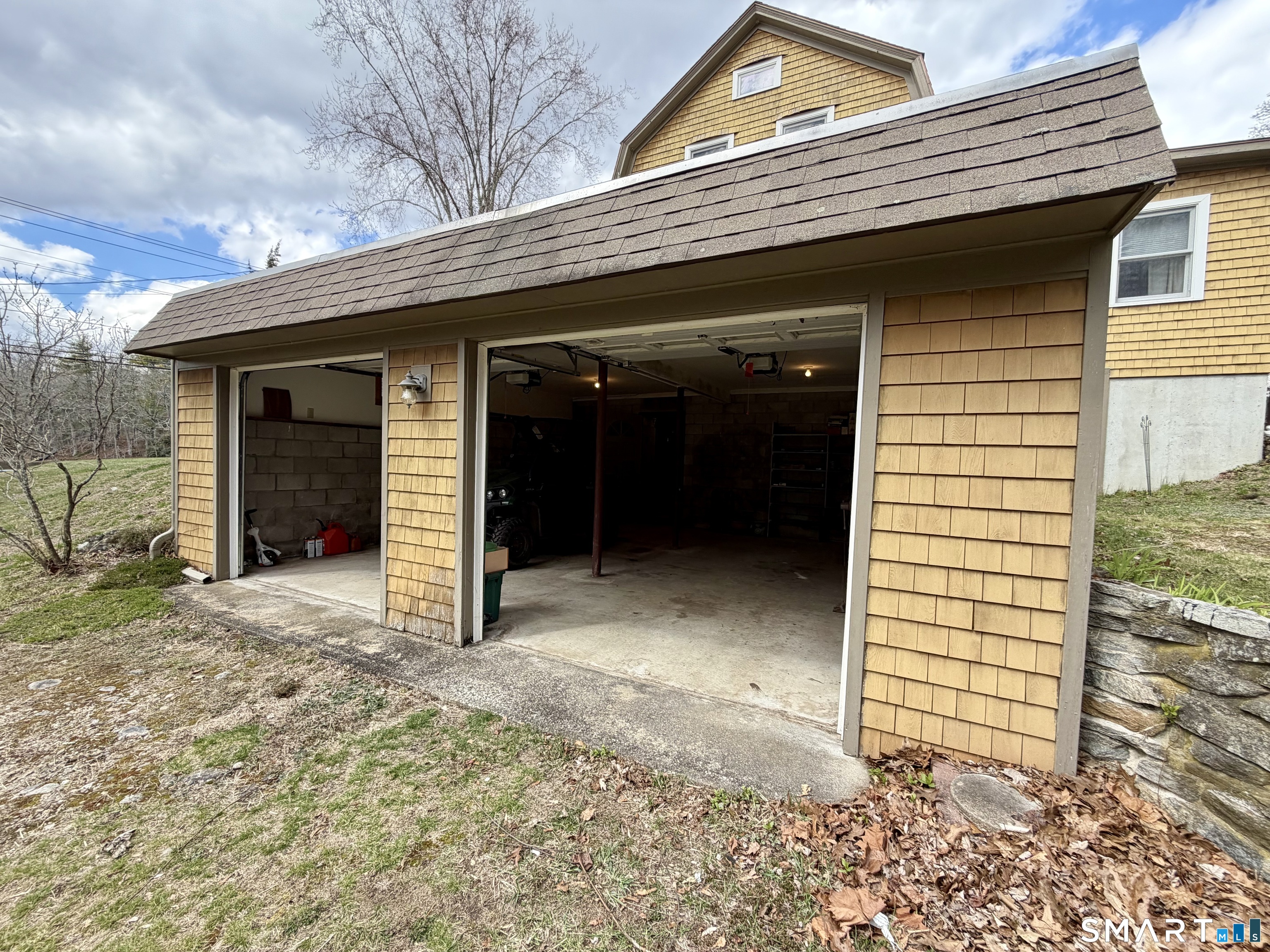 241 Niantic River Road Waterford CT 06385