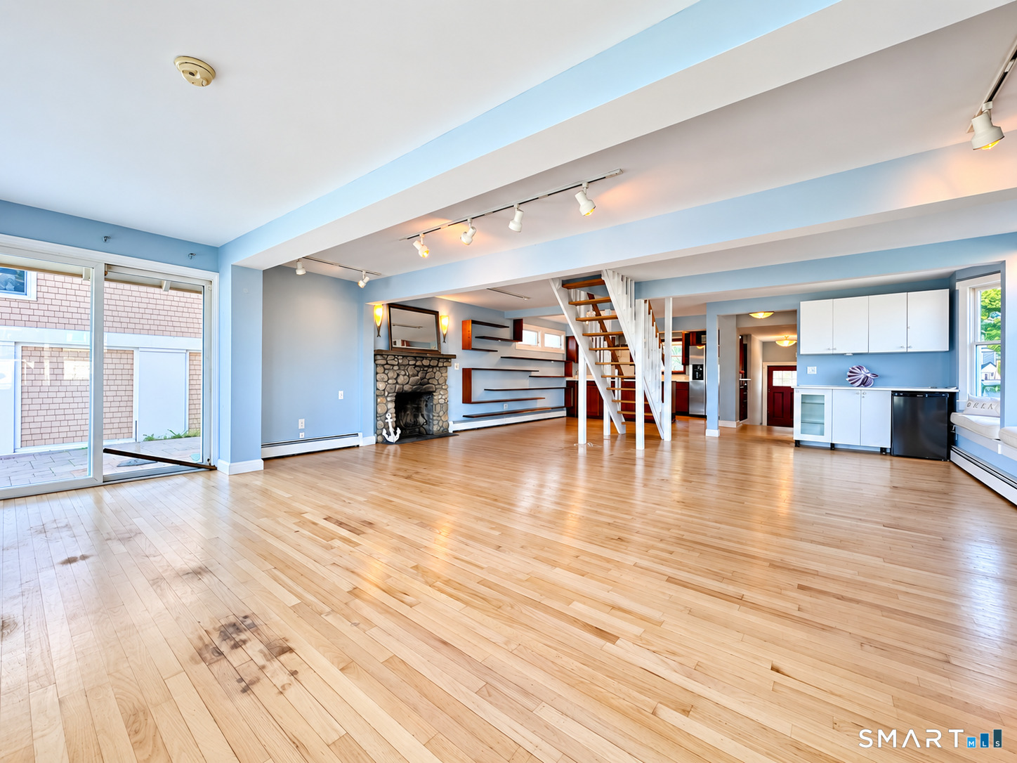 138 Shorefront Street Milford CT 06460