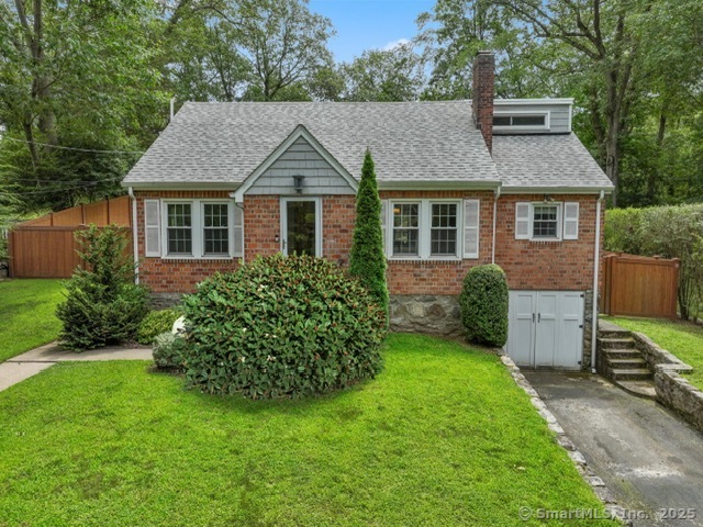 8 Gillies Lane Norwalk CT 06854