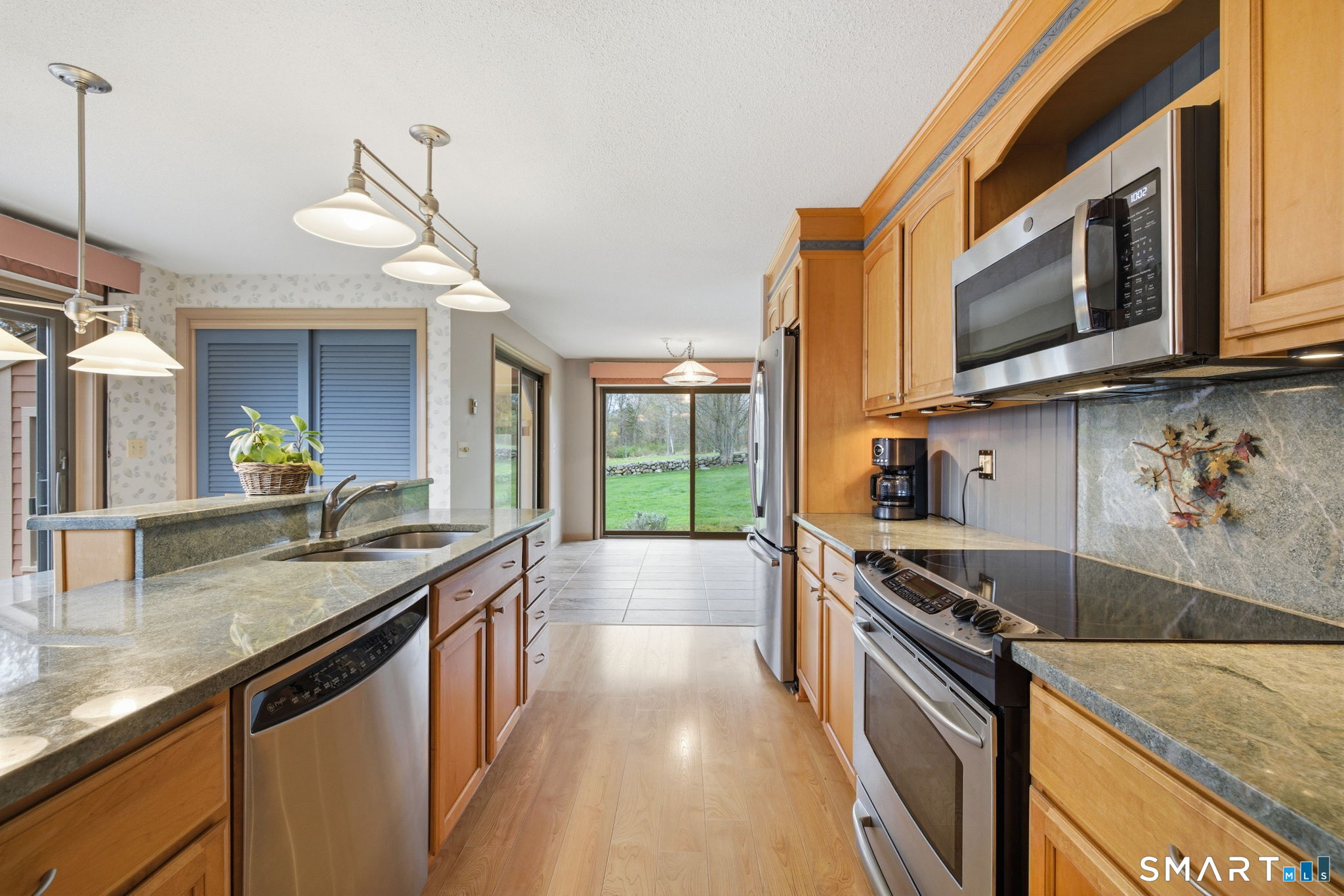 80-R Day Street Granby CT 06035
