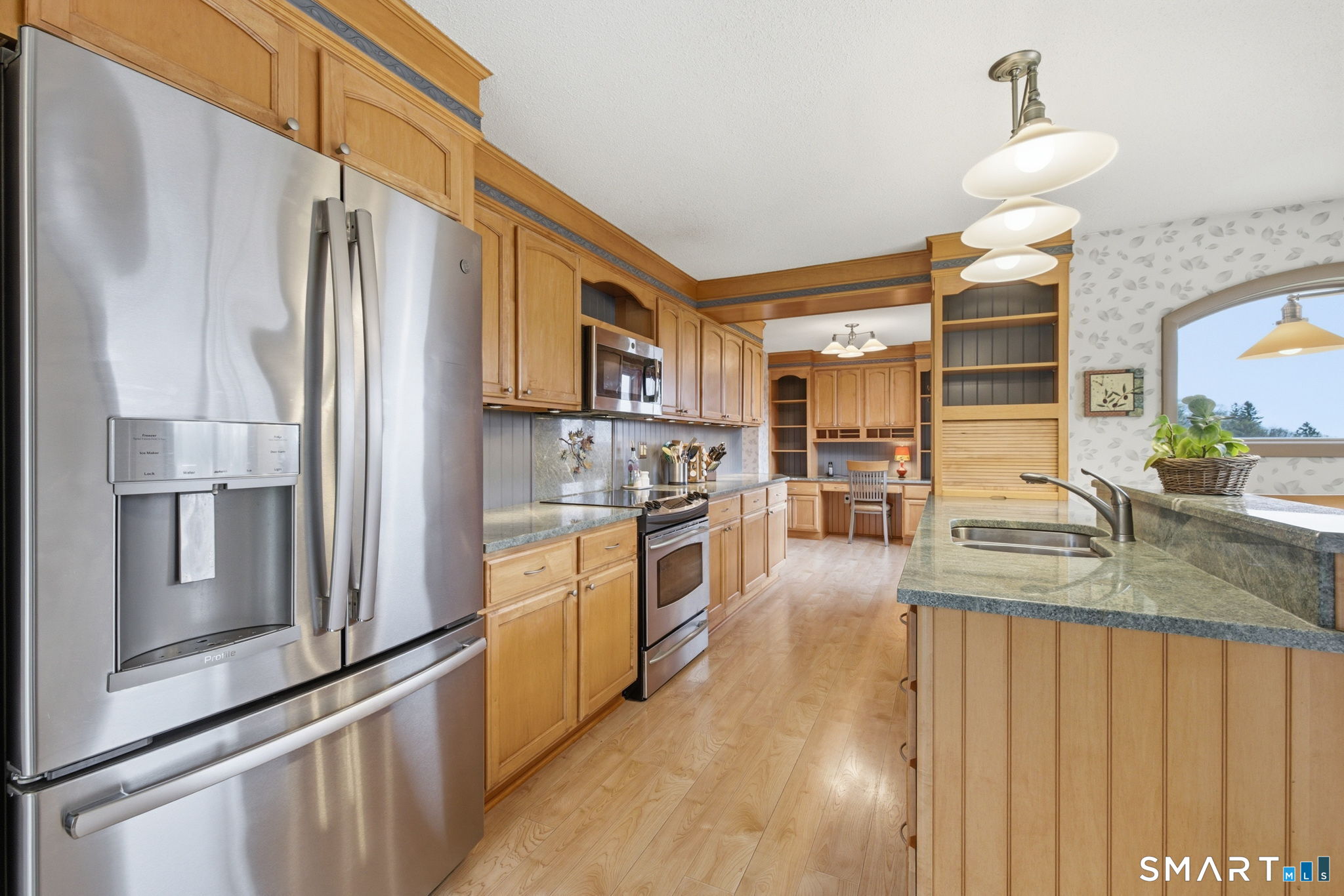 80-R Day Street Granby CT 06035