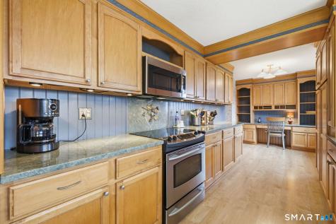 80-R Day Street Granby CT 06035