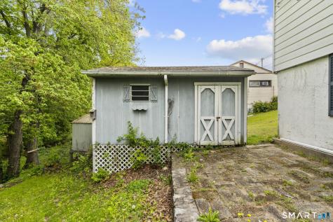 322 Pearl Lake Road Waterbury CT 06706