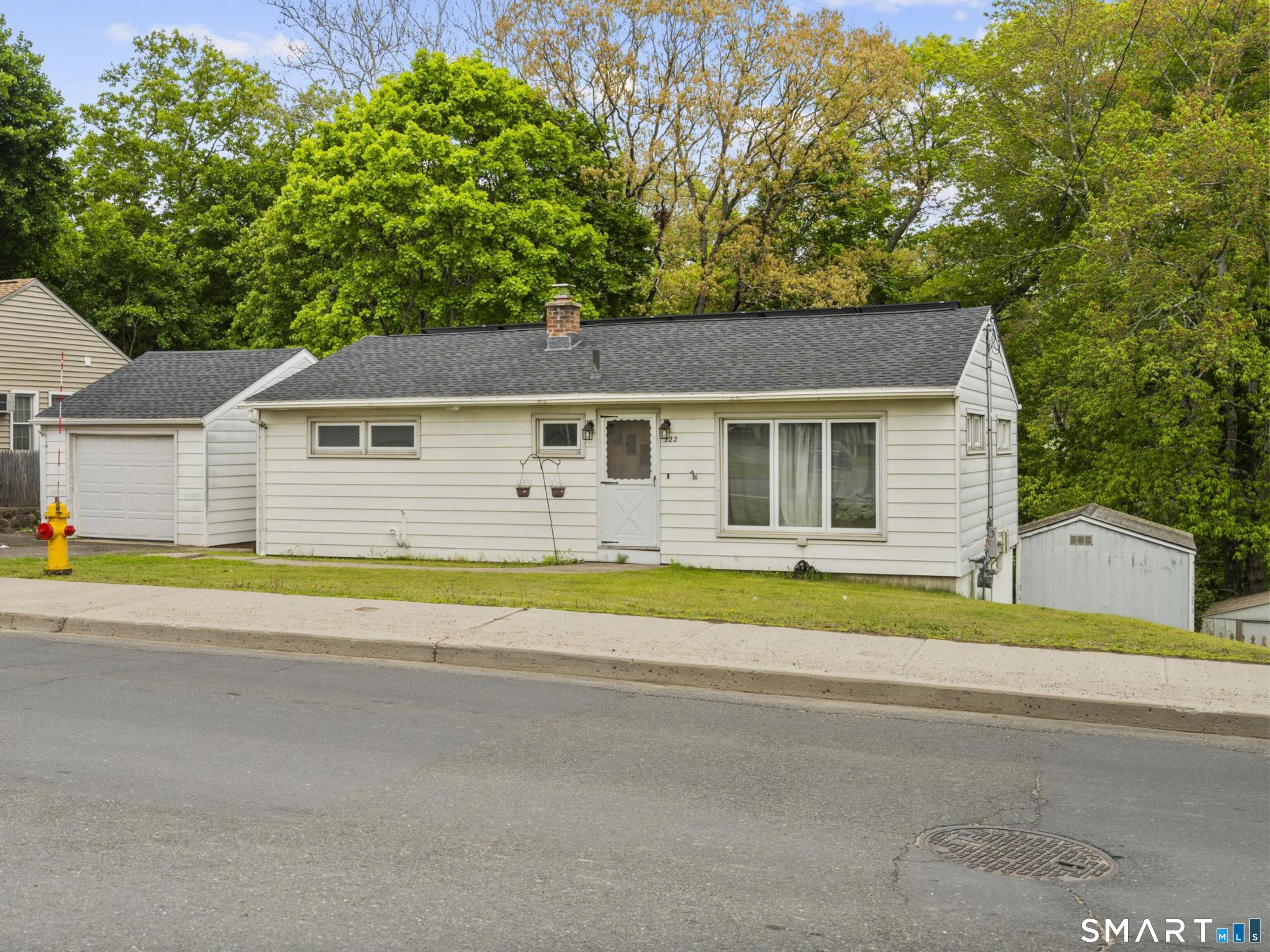 322 Pearl Lake Road Waterbury CT 06706