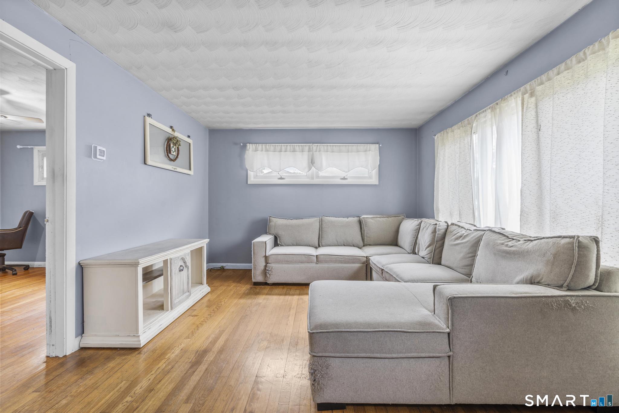 322 Pearl Lake Road Waterbury CT 06706