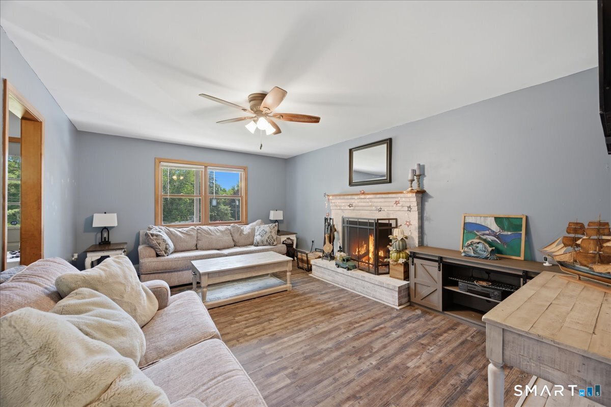 23 Blueberry Lane Lisbon CT 06351