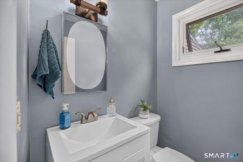 71 Brewster Road Enfield CT 06082