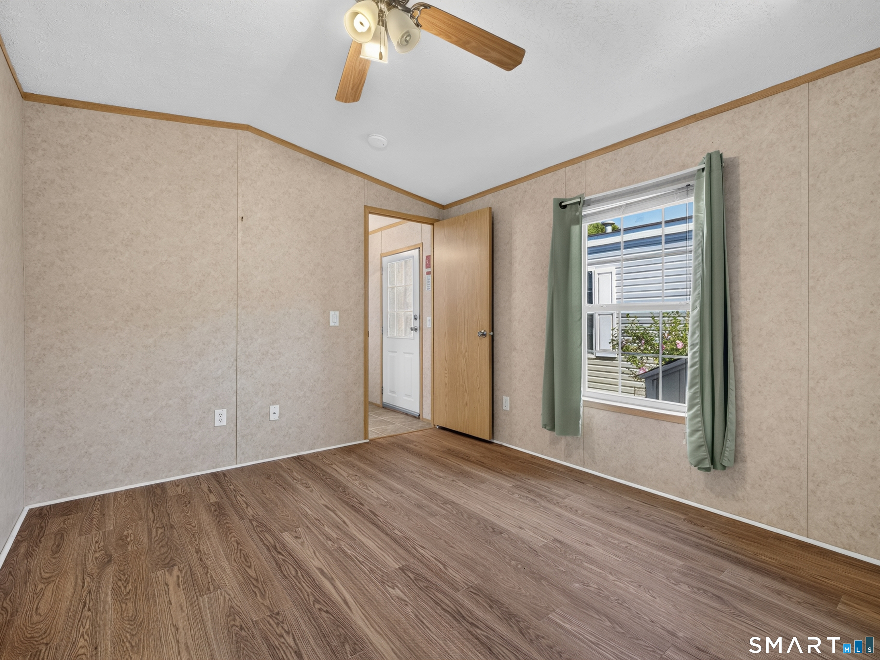 1290 North Road Groton CT 06340