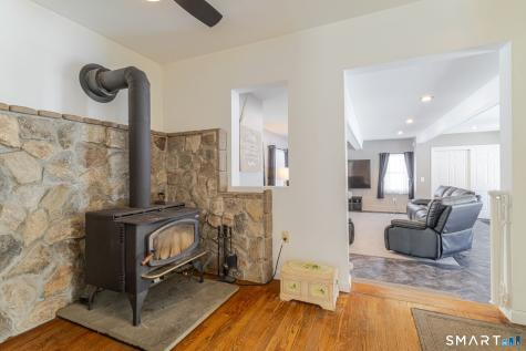 22 Ebony Lane Essex CT 06442