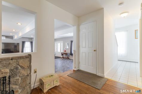 22 Ebony Lane Essex CT 06442