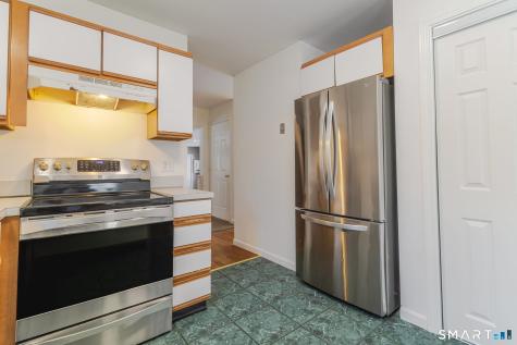 22 Ebony Lane Essex CT 06442