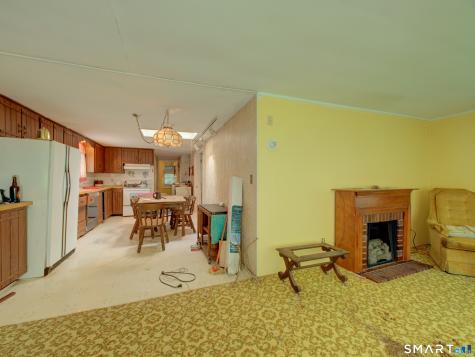 16 Breaults Lane Thompson CT 06277