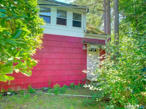 16 Breaults Lane Thompson CT 06277