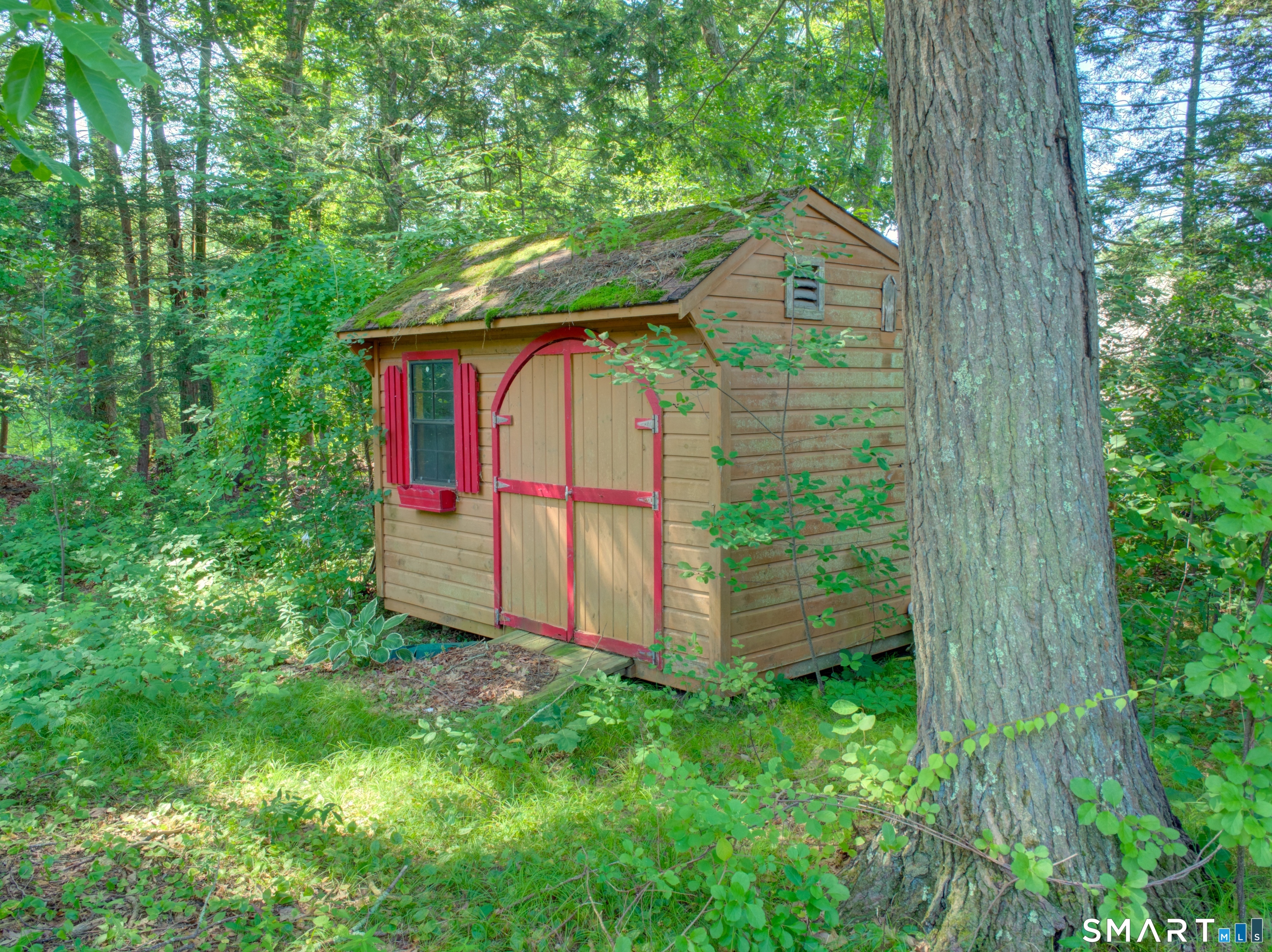 16 Breaults Lane Thompson CT 06277