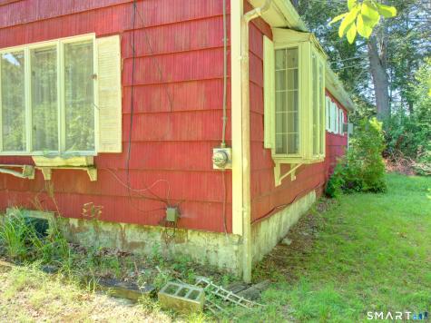 16 Breaults Lane Thompson CT 06277