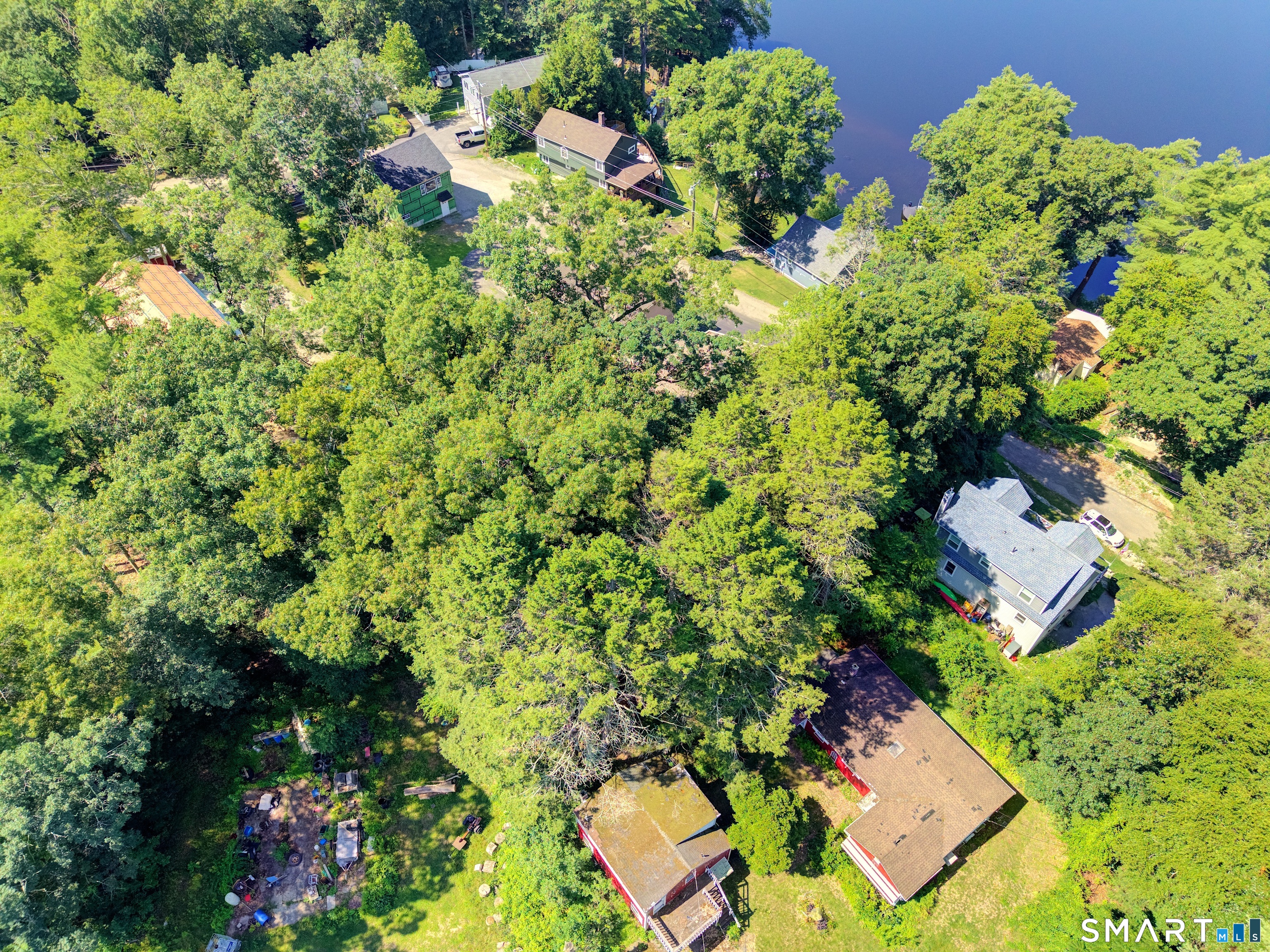 16 Breaults Lane Thompson CT 06277